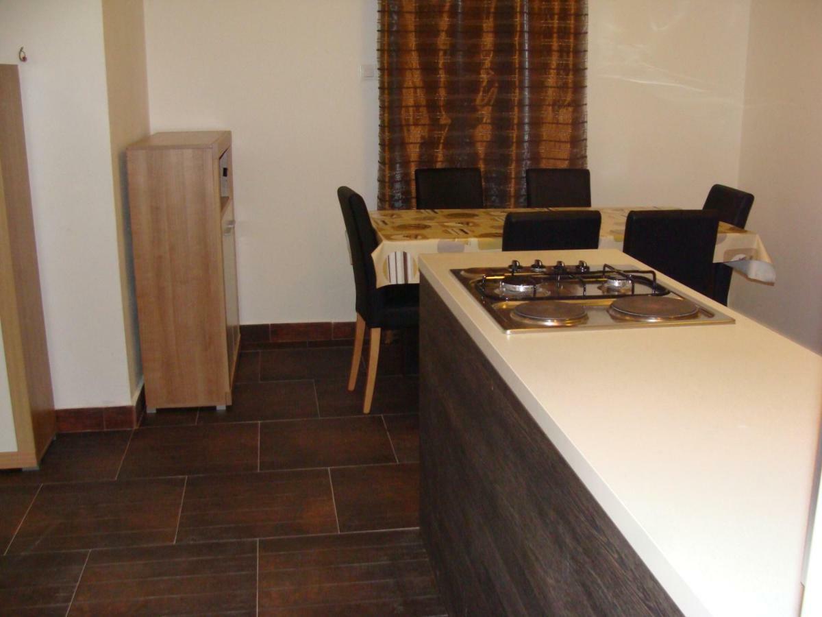 Ferienwohnung Apratman Uvala Duboka Kruscica Kruscica  Exterior foto